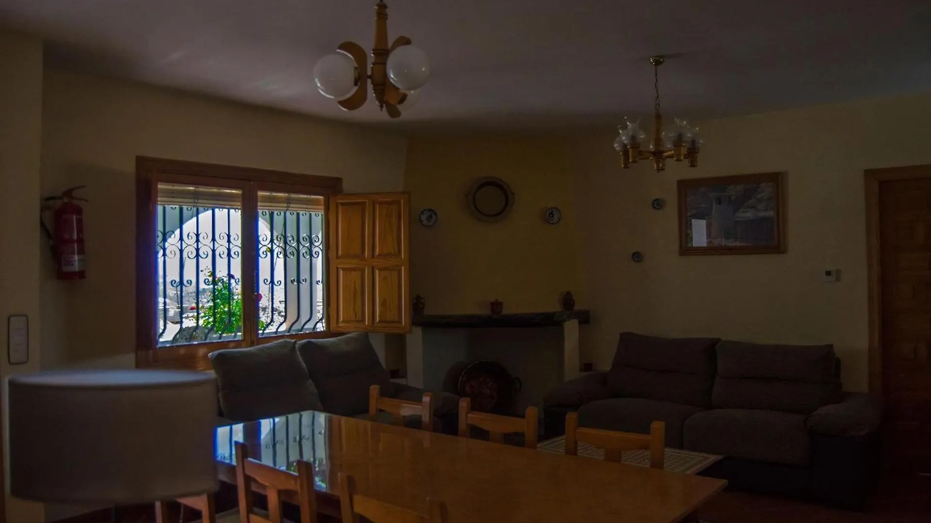 Gemuetliches Haus In Valor Villa